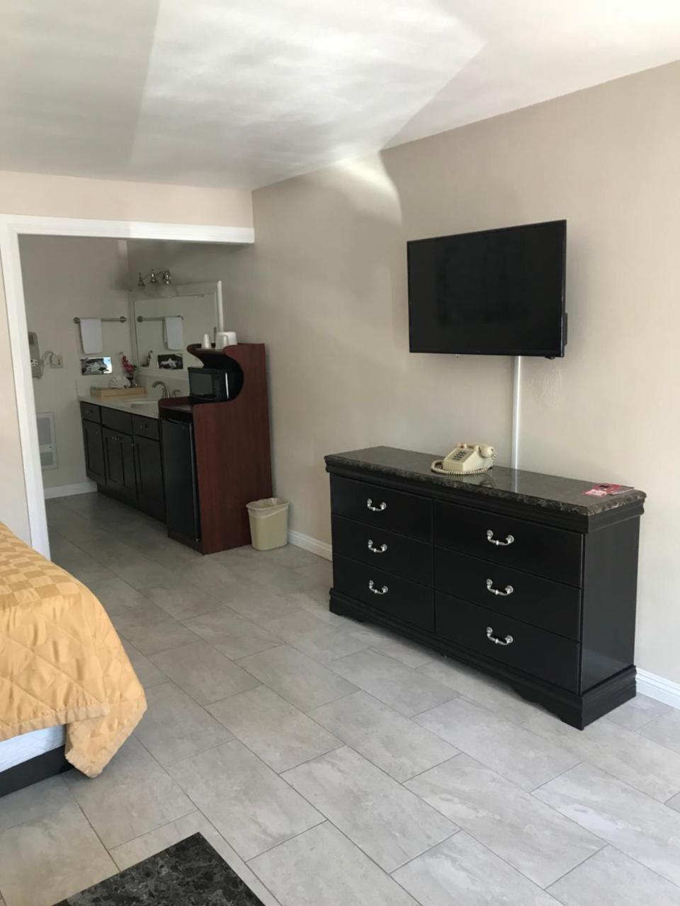 Akua Motor Hotel Anaheim Esterno foto